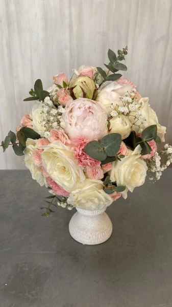 Bouquet pastel avec des pivoines 