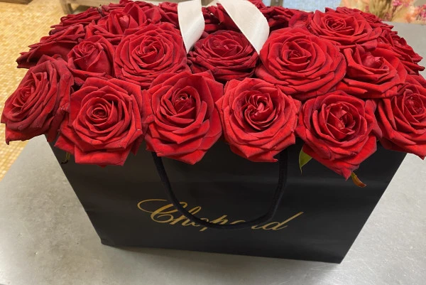 composition de roses en boite