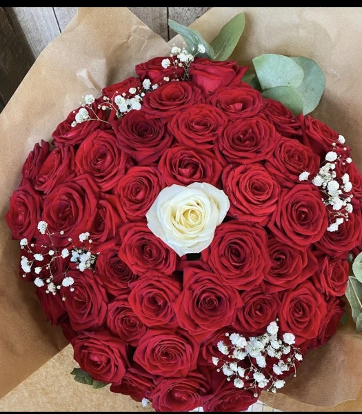 51 rose amour par excellence